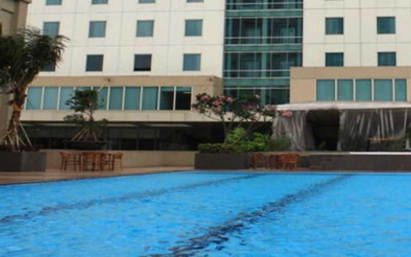 Park Hotel Cawang Джакарта Экстерьер фото